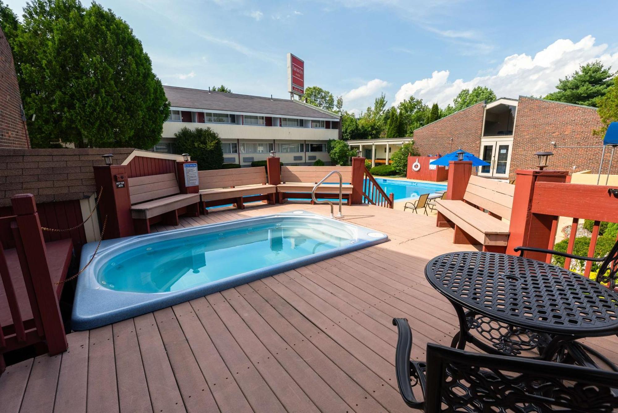 Fireside Inn & Suites Waterville Exteriér fotografie